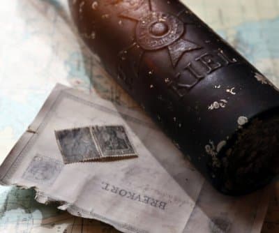 Message in a Bottle Tossed From Canadian Ferry in August 2024 Found by Dog on Scottish Beach — Written in French